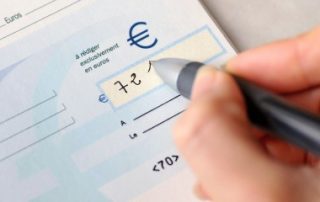 Chèque sans provision : la banque doit vous informer avant de refuser de payer
