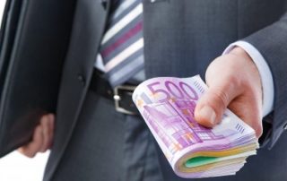 Mécénat d’entreprise : déclaration des dons excédant 10 000 €