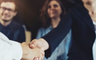 Services aux entreprises : quelles conséquences sur la fiscalité des associations ?