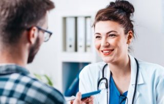 Quand un médecin de ville réalise la visite d’embauche d’un apprenti…