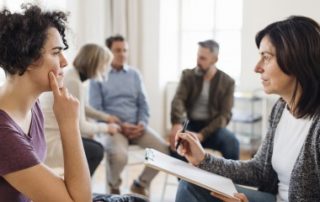 Dons aux associations : réduction d’impôt plus favorable