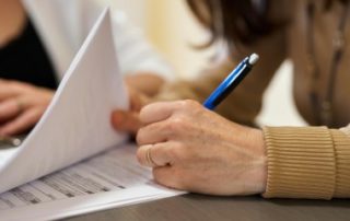 Demander la requalification d’un contrat de location en bail commercial : quand agir ?
