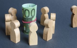 L’ex-associé d’une SCP a-t-il droit aux dividendes ?