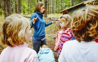 Transfert d’activité d’une association à une commune : que deviennent les salariés ?