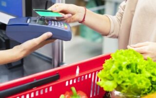 Titres-restaurant : prolongation de l’achat de tout produit alimentaire