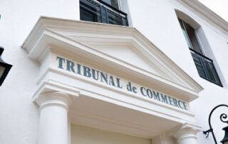 L’action d’un gérant de SARL exerçant une activité libérale contre sa société