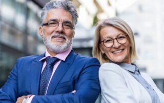 Les comportements des femmes et des hommes sous la loupe de l’AMF