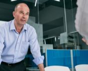 Un ancien associé peut-il engager la responsabilité d’un dirigeant ?
